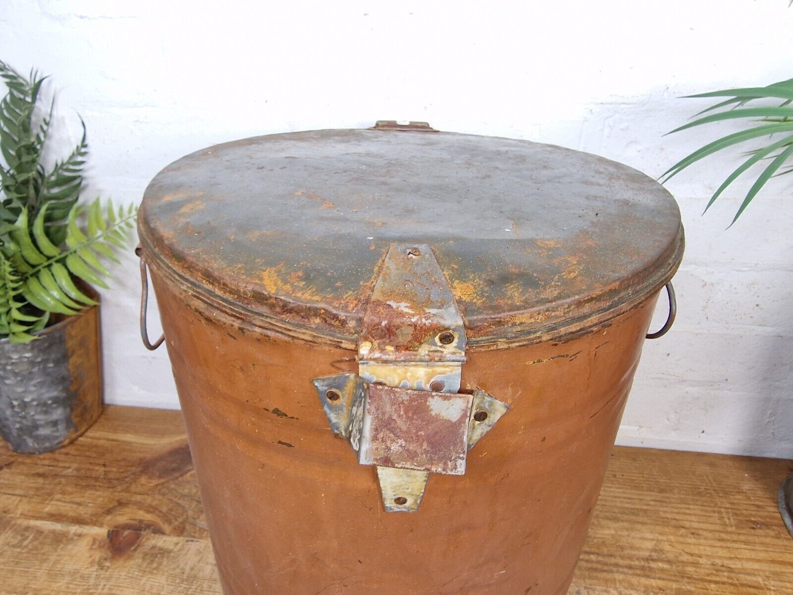 Vintage Indian Industrial Galvanised Metal Rice Grain Storage Drum Bin Cannister photo 60.0