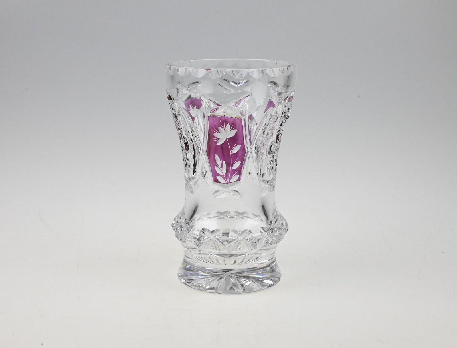 Vintage Czech Etched Glass Vase, Vintage Glass Vase, Czech Glass Vase, Etched Glass, Flower Vase, Vintage Vase, Vintage Czech Glass