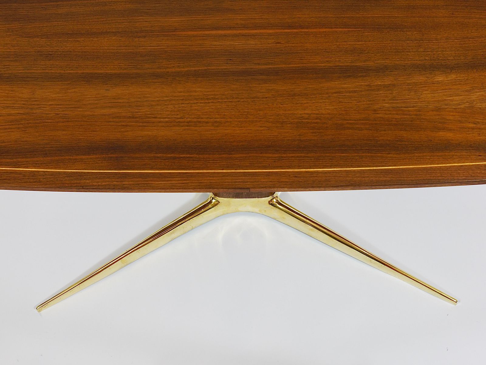 5562.0 Oswald Haerdtl X Hagenauer Vienna Brass & Walnut Coffee Table, Austria, 1950s photo