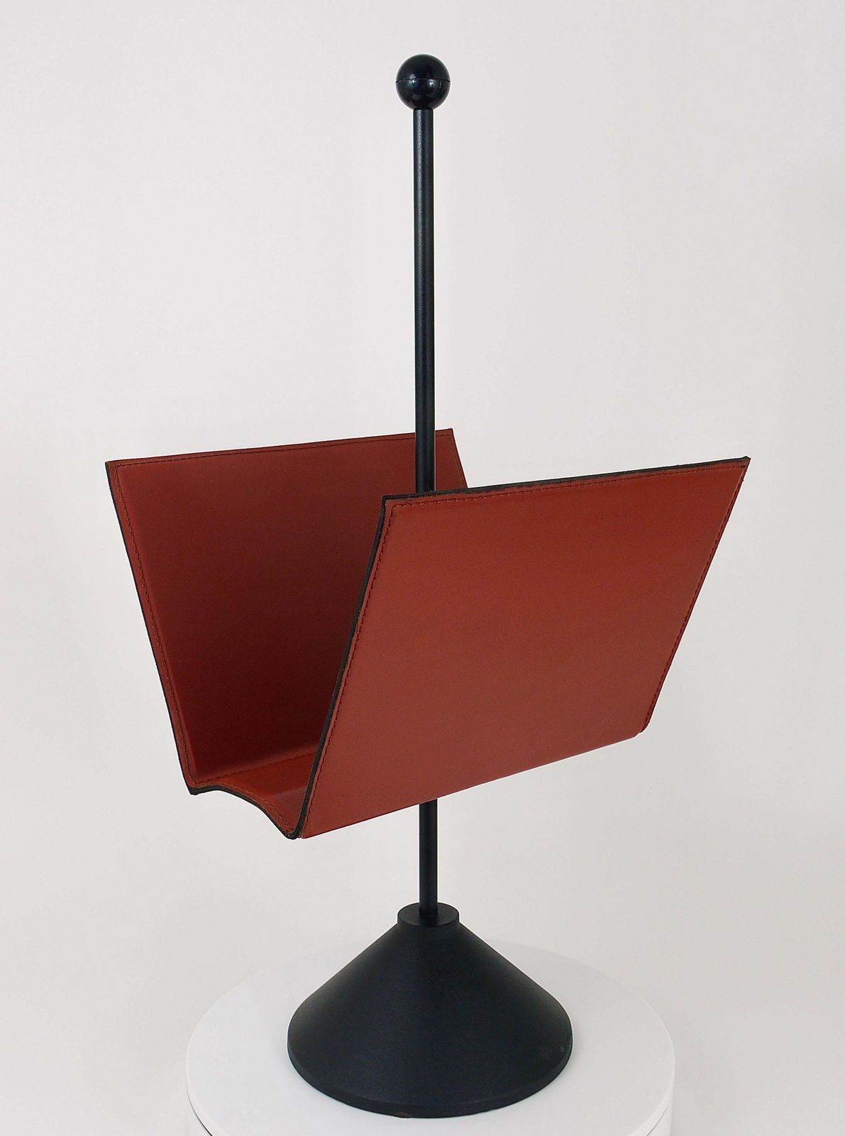 photo for sale Porada Arredi Black Post Modern Leather Magazine Rack News Stand, Italy, 1980s