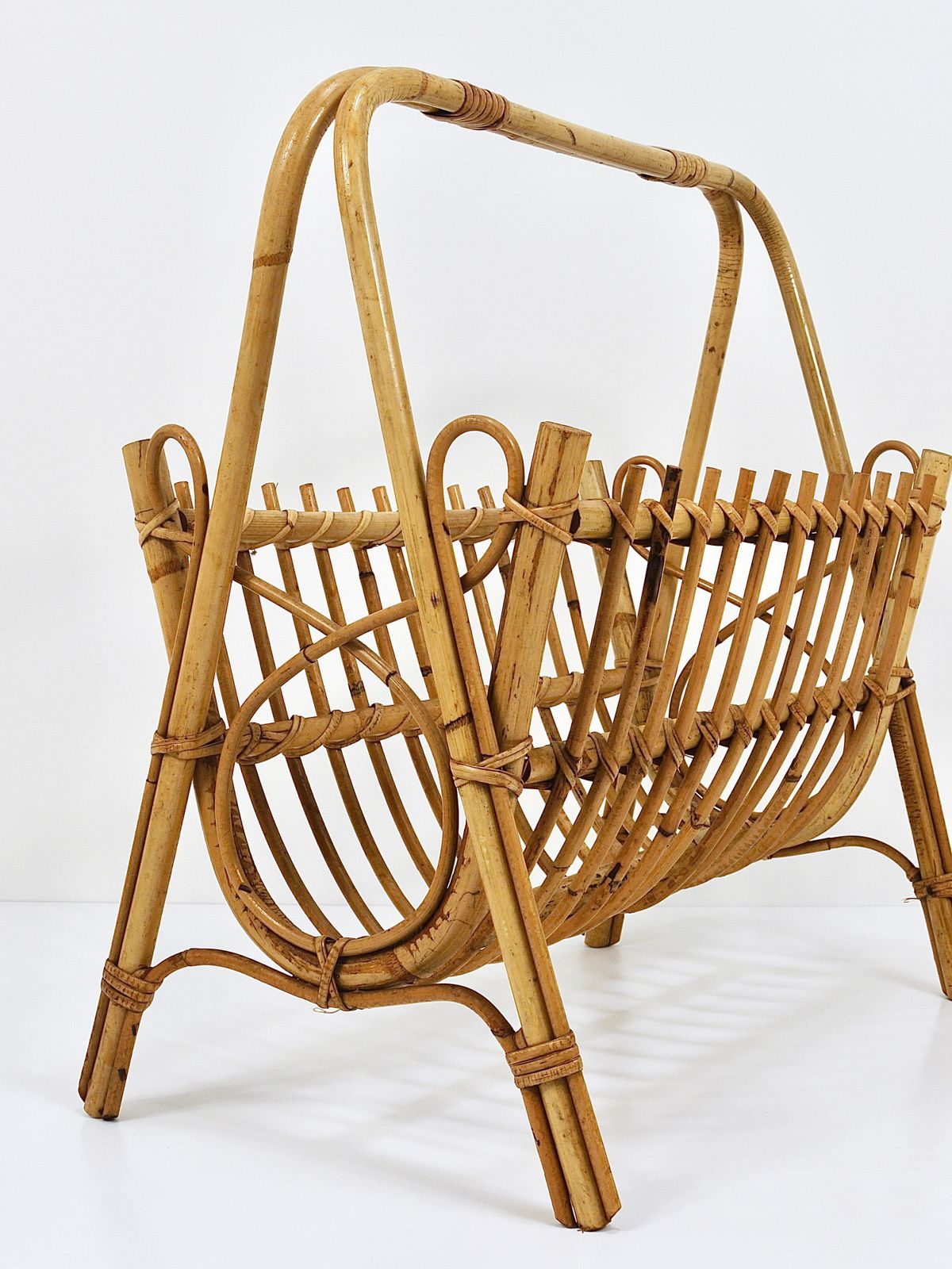 Franco Albini Style Rattan Bamboo Magazine Rack Newspaper Stand, France, 1950s photo vintage