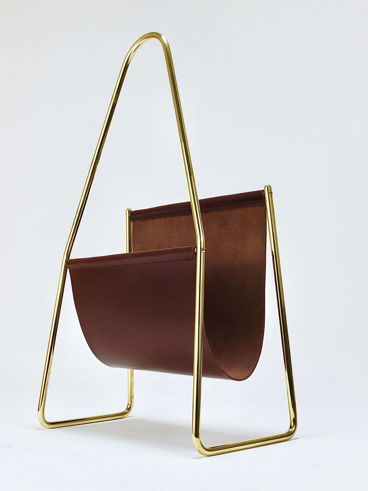 Carl Auböck II Midcentury Magazine Rack, Brass & Brown Leather, Vintage, Austria photo vintage