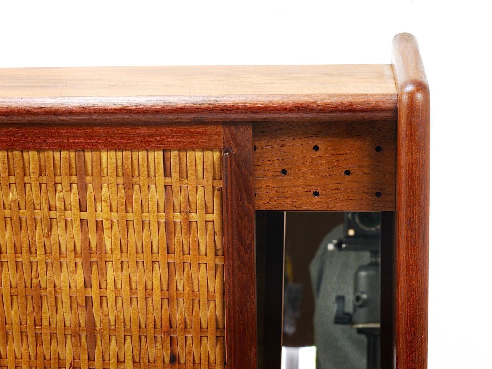 photo vinterior Arne Wahl Iversen Wall Mirror & Shelf Cabinet, Teak & Cane For Brenderup Denmark