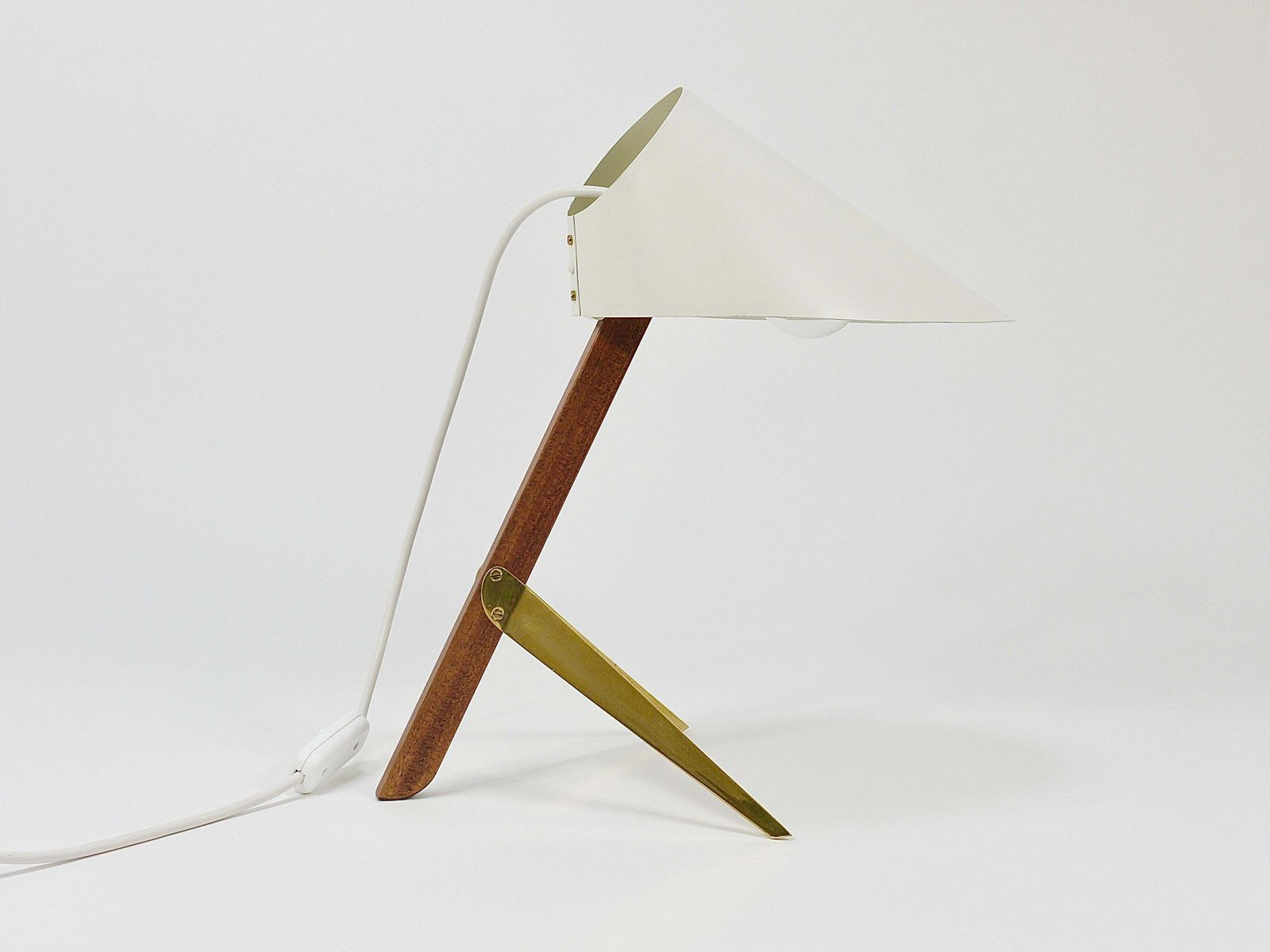 Two J.T. Kalmar Vienna  „Billy Tl“ White Mid Century Table Desk Lamps, Austria photo 1532.0