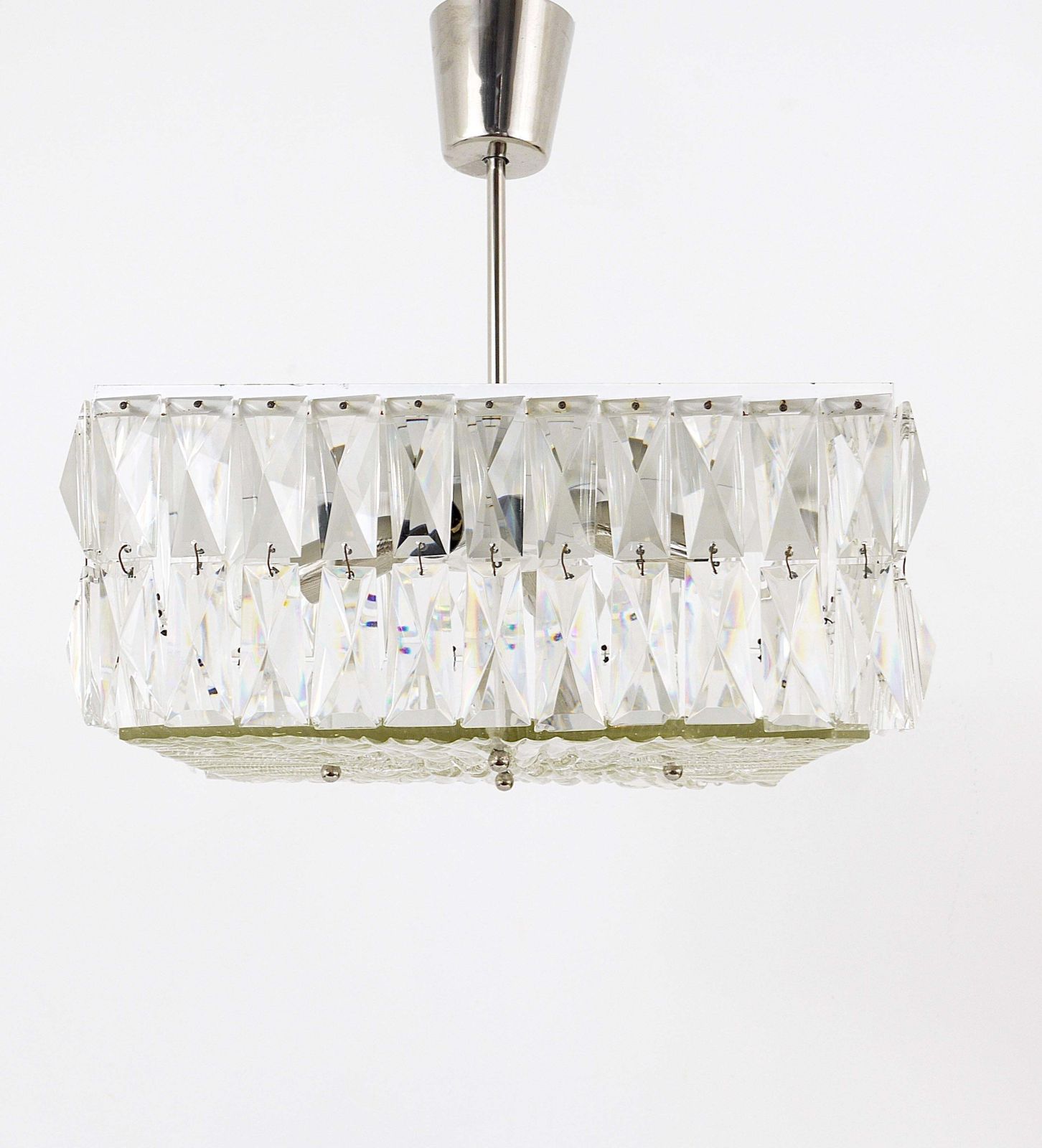 Bakalowits Vienna Midcentury Faceted Crystals Chandelier, Austria, 1960s photo Lighting