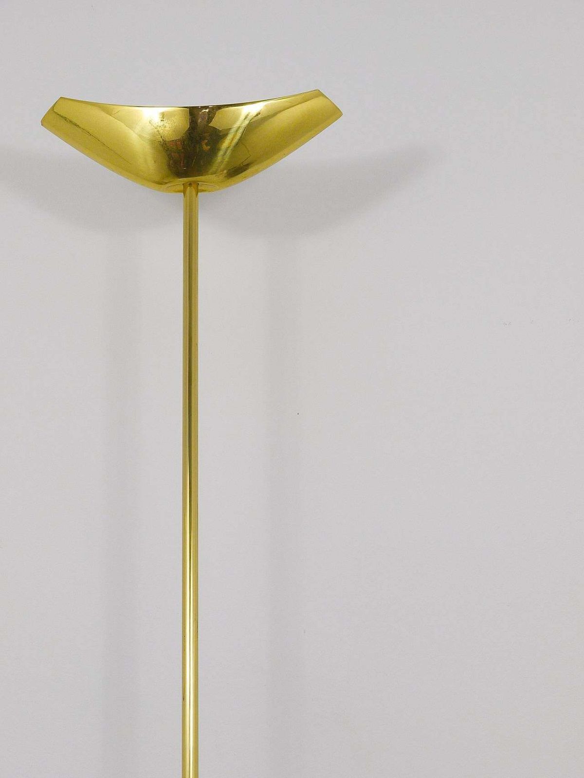 photo furniture Rodolfo Dordoni Postmodern Brass & Wood Uplight Floor Lamp, Italy, 1980s