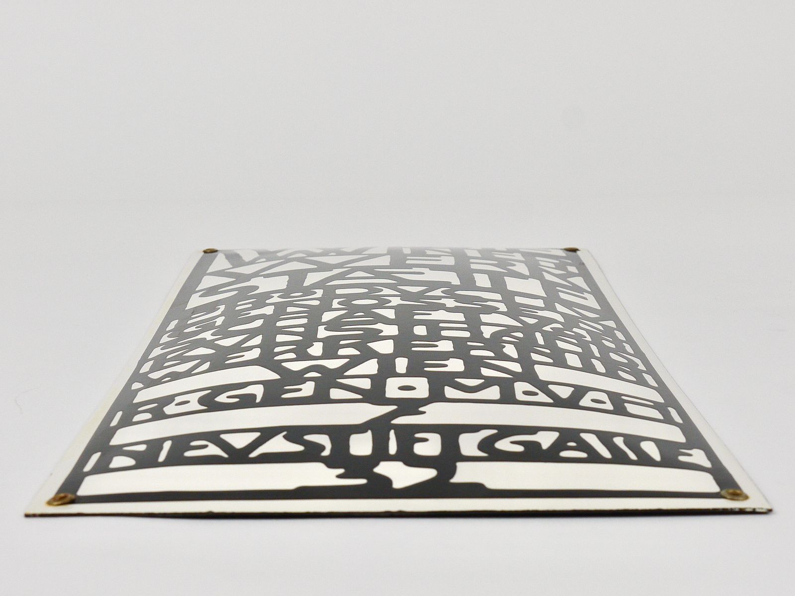 photo furniture Zeldzaam Gewelfd Geëmailleerd Art Nouveau Reclamebord – Wiener Werkstätte Wenen