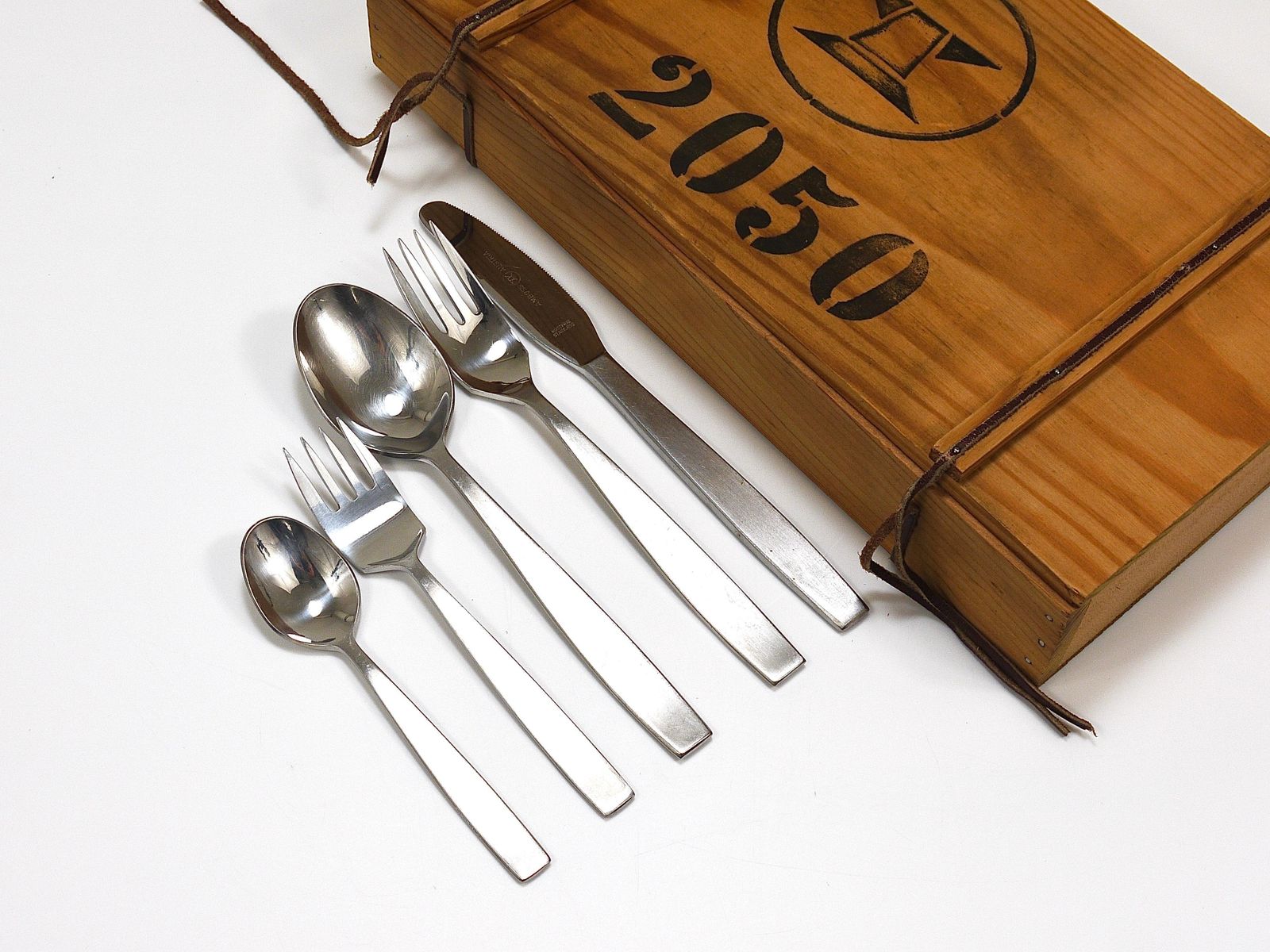 Boxed Helmut Alder Amboss 2050 Flatware Cutlery For Six, 30 Pcs., Austria, 1950s photo Home Decor