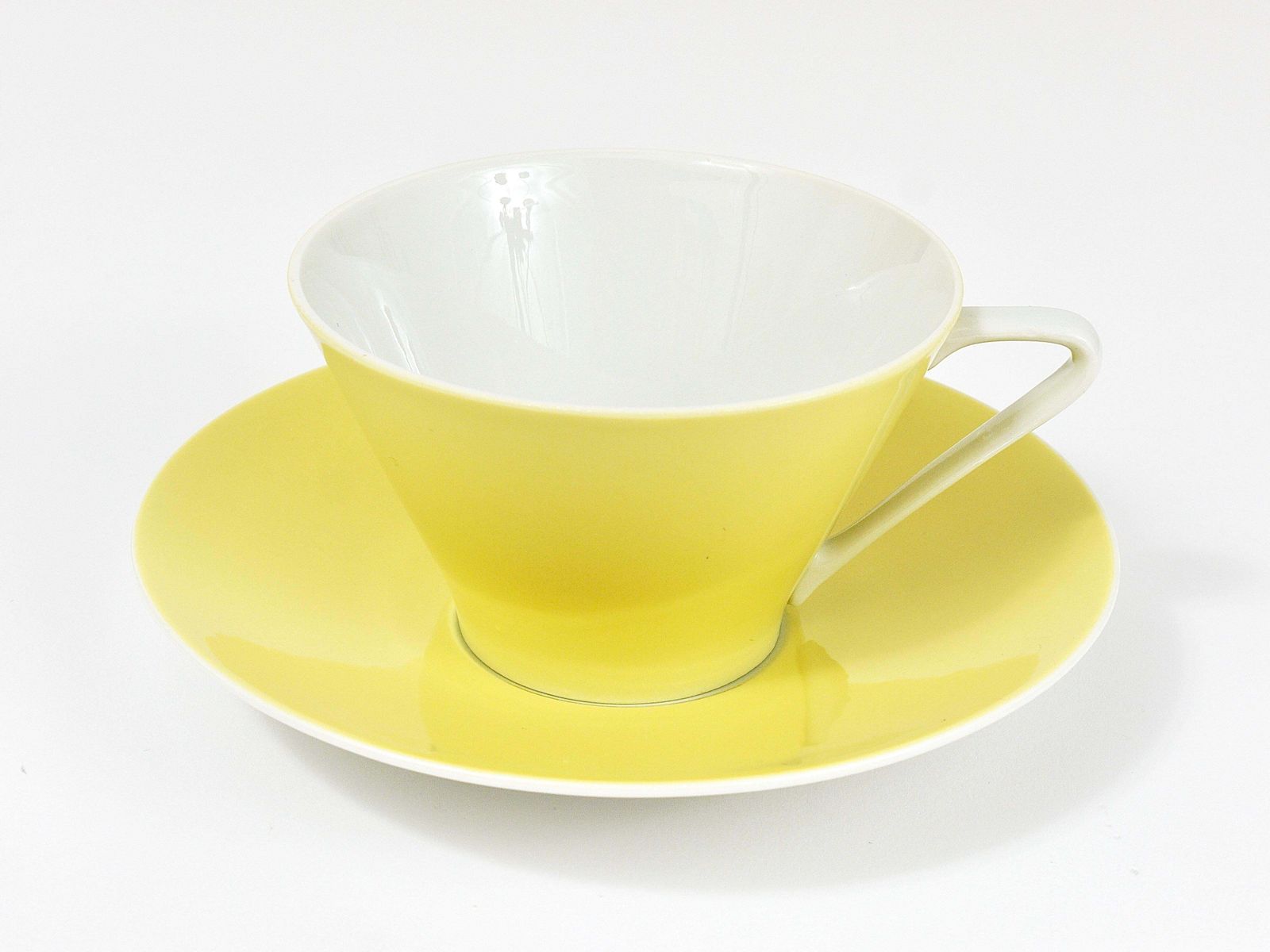 photo vinterior 6 Midcentury Pastel Daisy Porcelain Coffee Cups, Lilien, Austria, 1950s