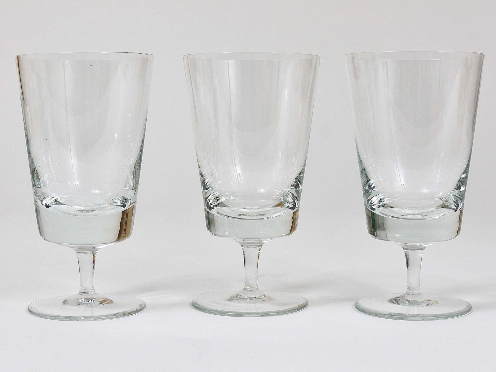 Oswald Haerdtl Set Of Six Mid Century Crystal Wine Glasses, Austria, 1950s photo 395.0