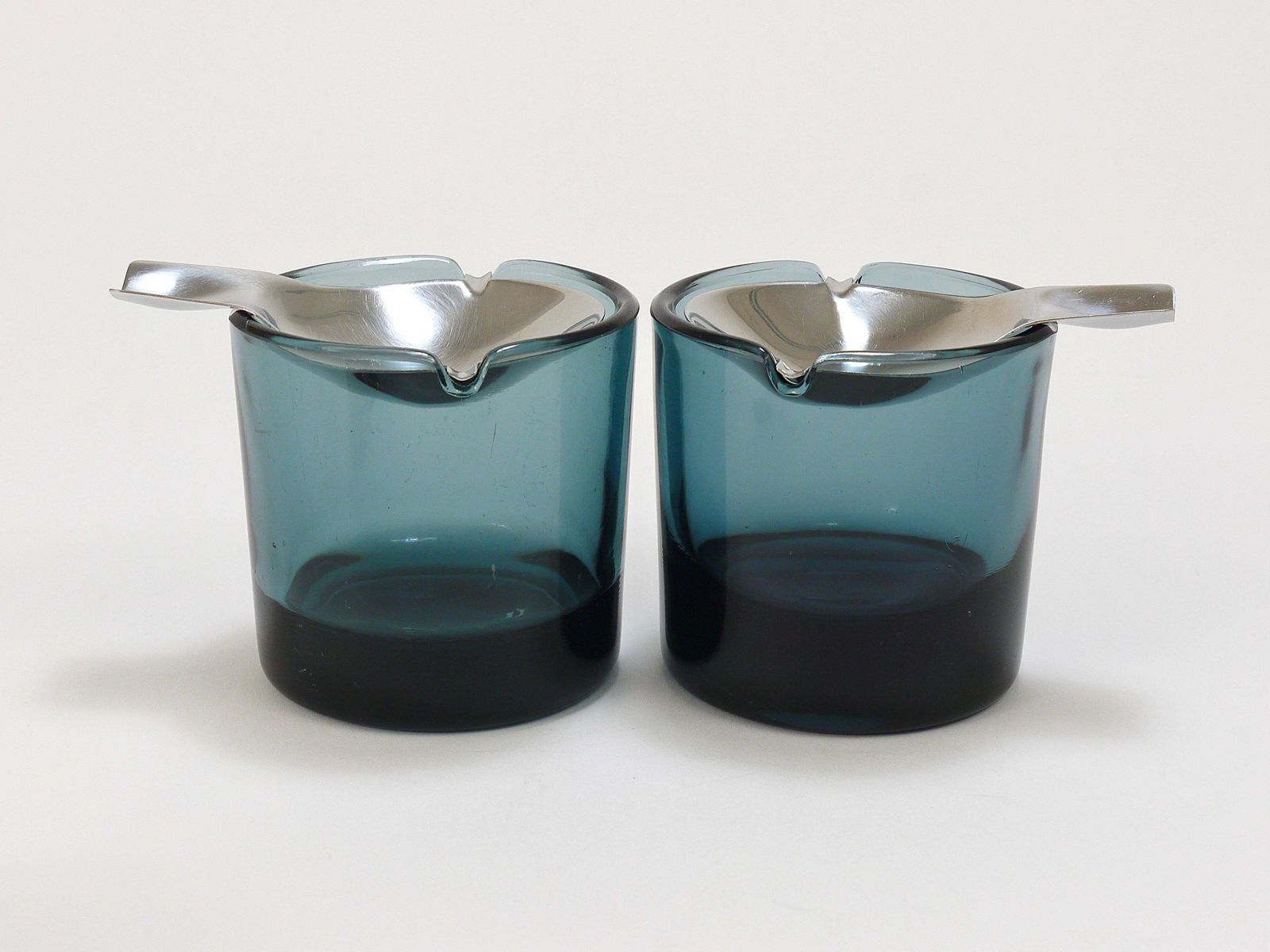 Wilhelm Wagenfeld Midcentury Tourmaline Bauhaus Ashtray By Wmf Germany, 1960s photo 193.0