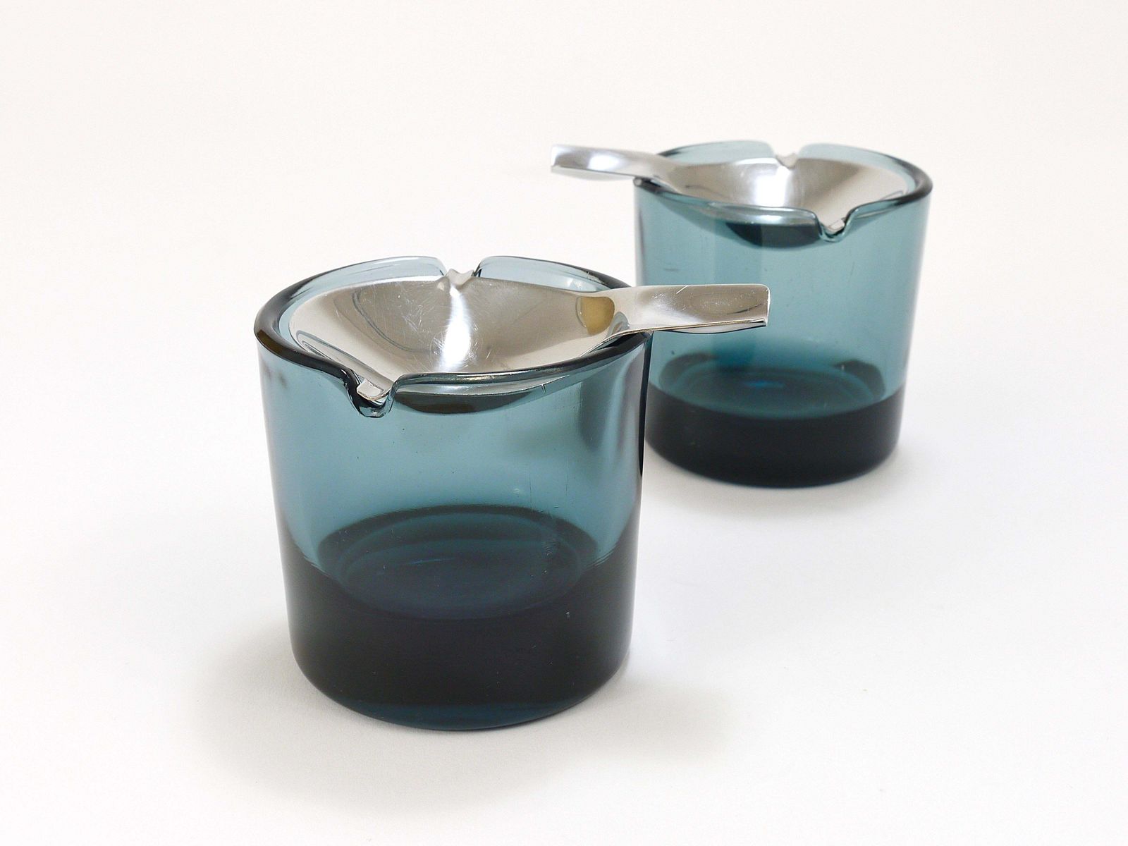 Wilhelm Wagenfeld Midcentury Tourmaline Bauhaus Ashtray By Wmf Germany, 1960s photo buy