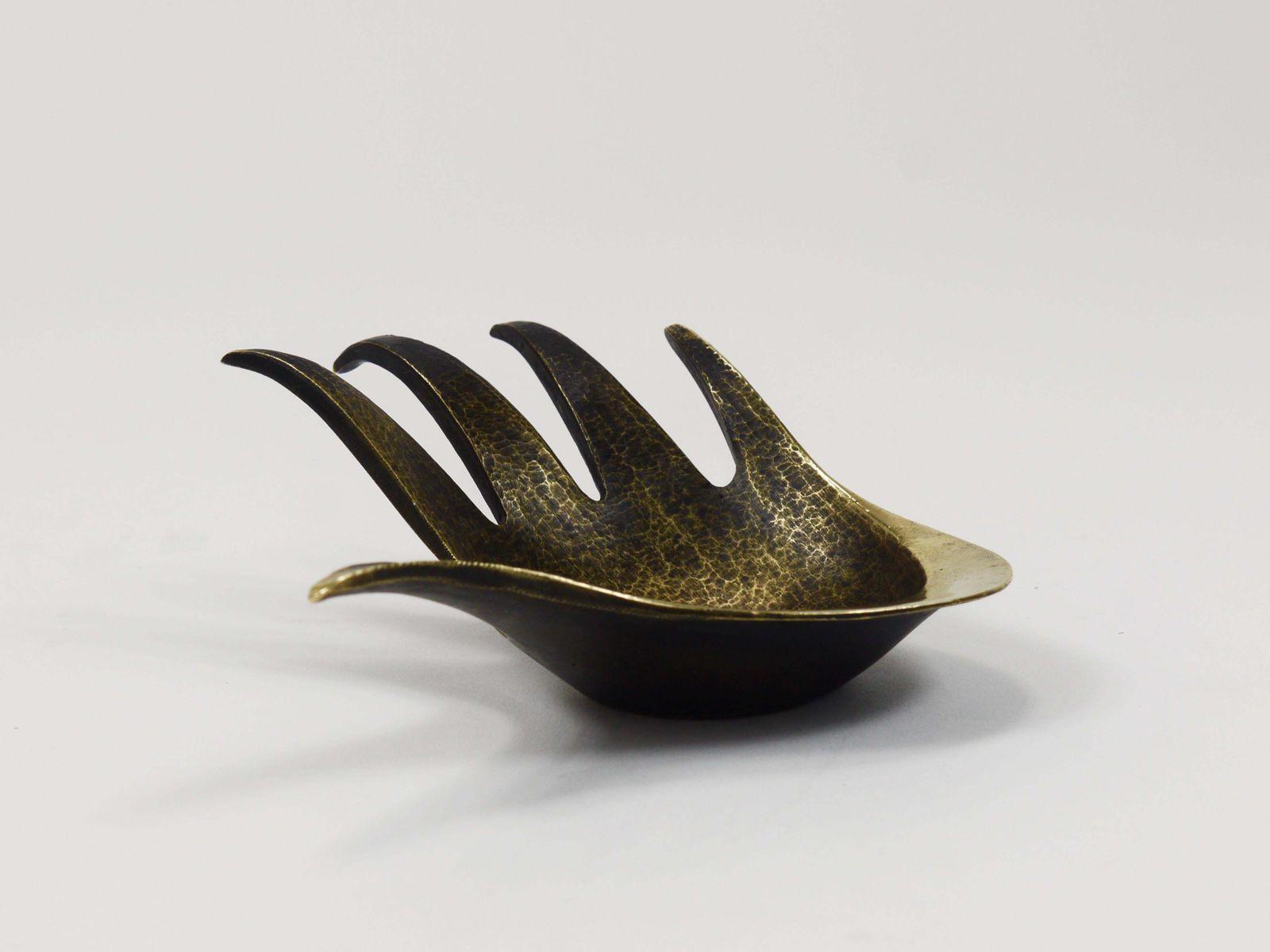 548.0 Walter Bosse Sculptural Brass Hand Bowl Or Ashtray, Herta Baller, Austria, 1950s photo