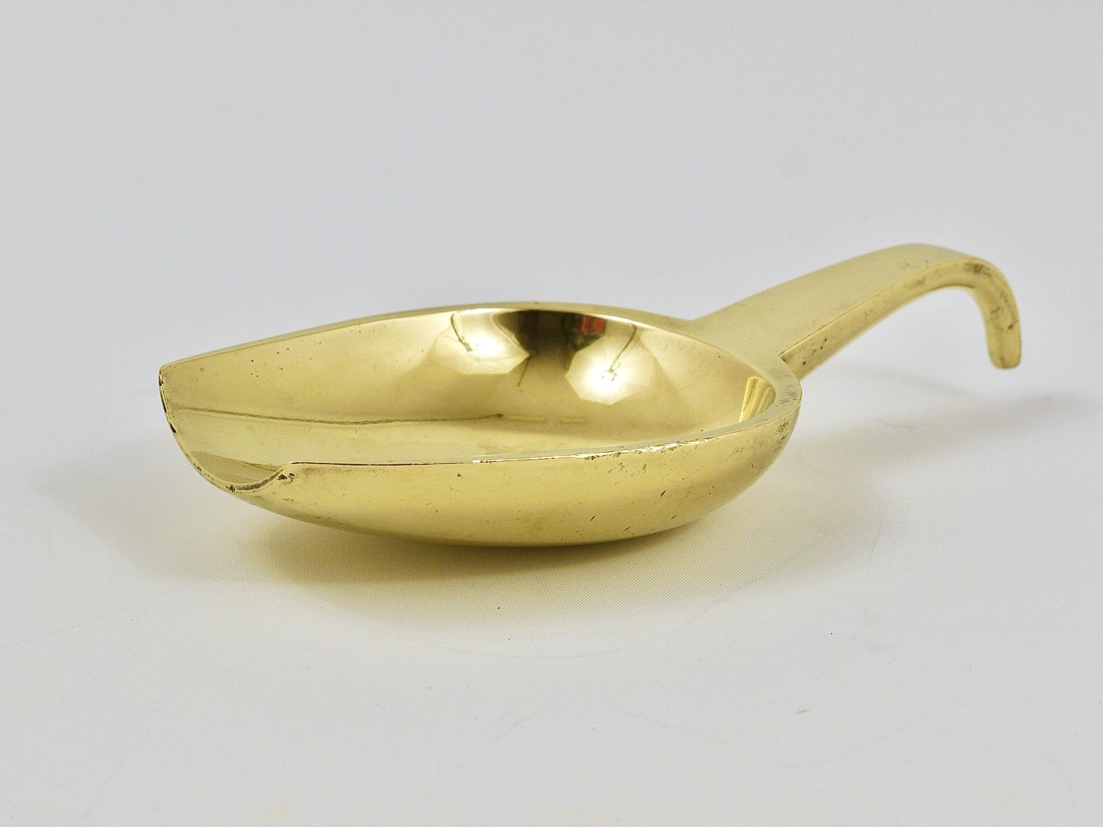 Carl Auböck Midcentury Scoop Bowl Or Ashtray With Handle, Brass, Austria, 1950s photo Home Decor