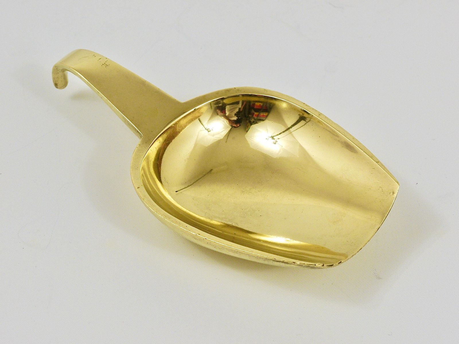 Carl Auböck Midcentury Scoop Bowl Or Ashtray With Handle, Brass, Austria, 1950s photo vinterior