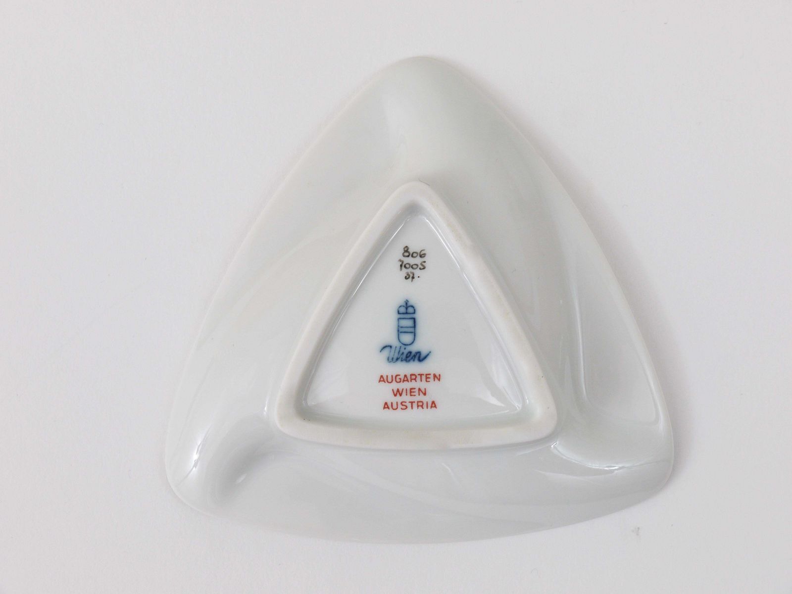 photo furniture Augarten Vienna Turquoise Midcentury Fine Porcelaine Ashtray, Austria, 1950s
