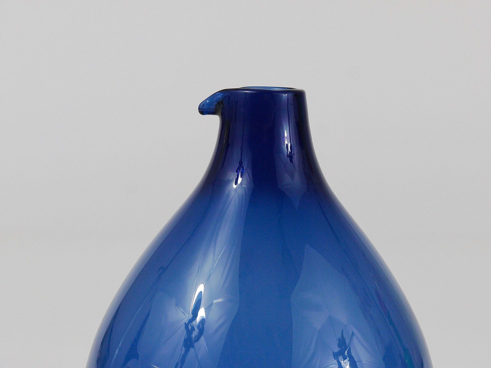 photo vinterior Signed Blue Timo Sarpaneva Pullo Bird Bottle Glass Vase, Iittala, Finland, 1950s