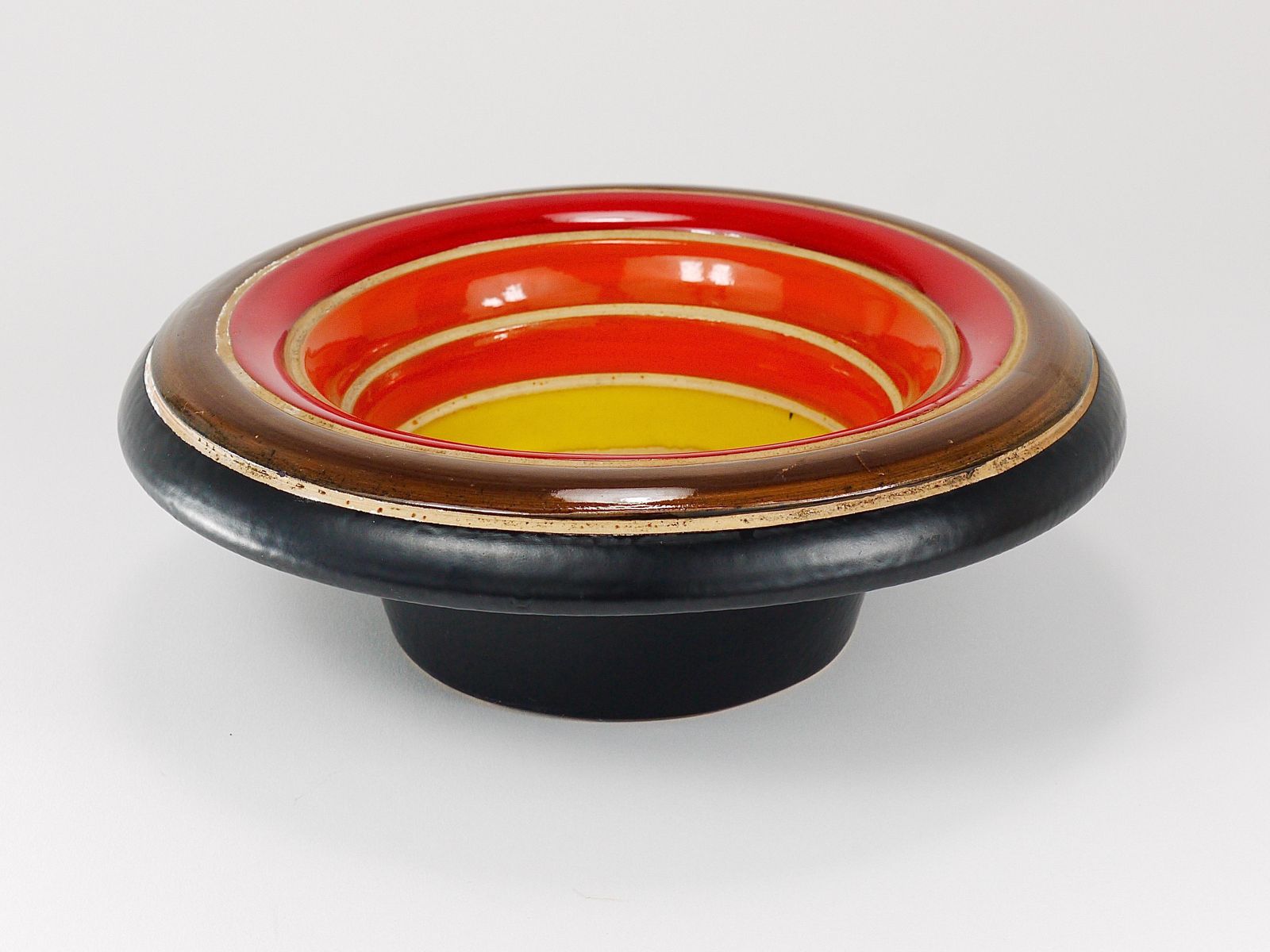 photo furniture Aldo Londi Bitossi Striped Mid Century Ceramic Centerpiece Bowl, Italy, 1960s
