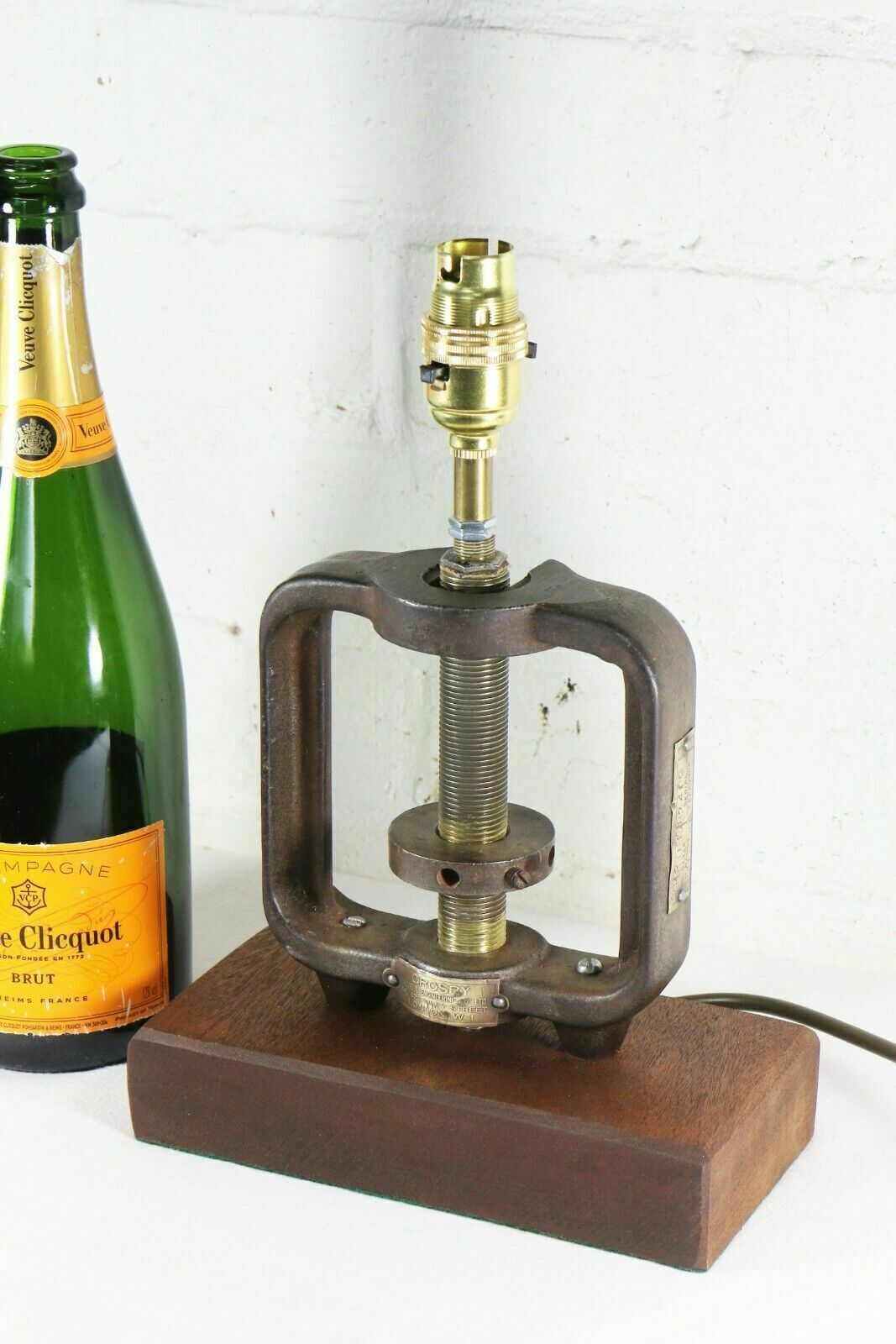 Steampunk Desk Lamp Table Lamp Vintage Industrial Pump Room Parts Brass & Iron photo furniture