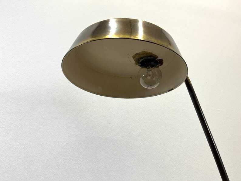 photo furniture Antique Brass Desk Lamp / Mid Century Table Lamp / Italian Articulating Lamp 60s / Art Deco Lamp / Study Lamp / Lamp For Desk