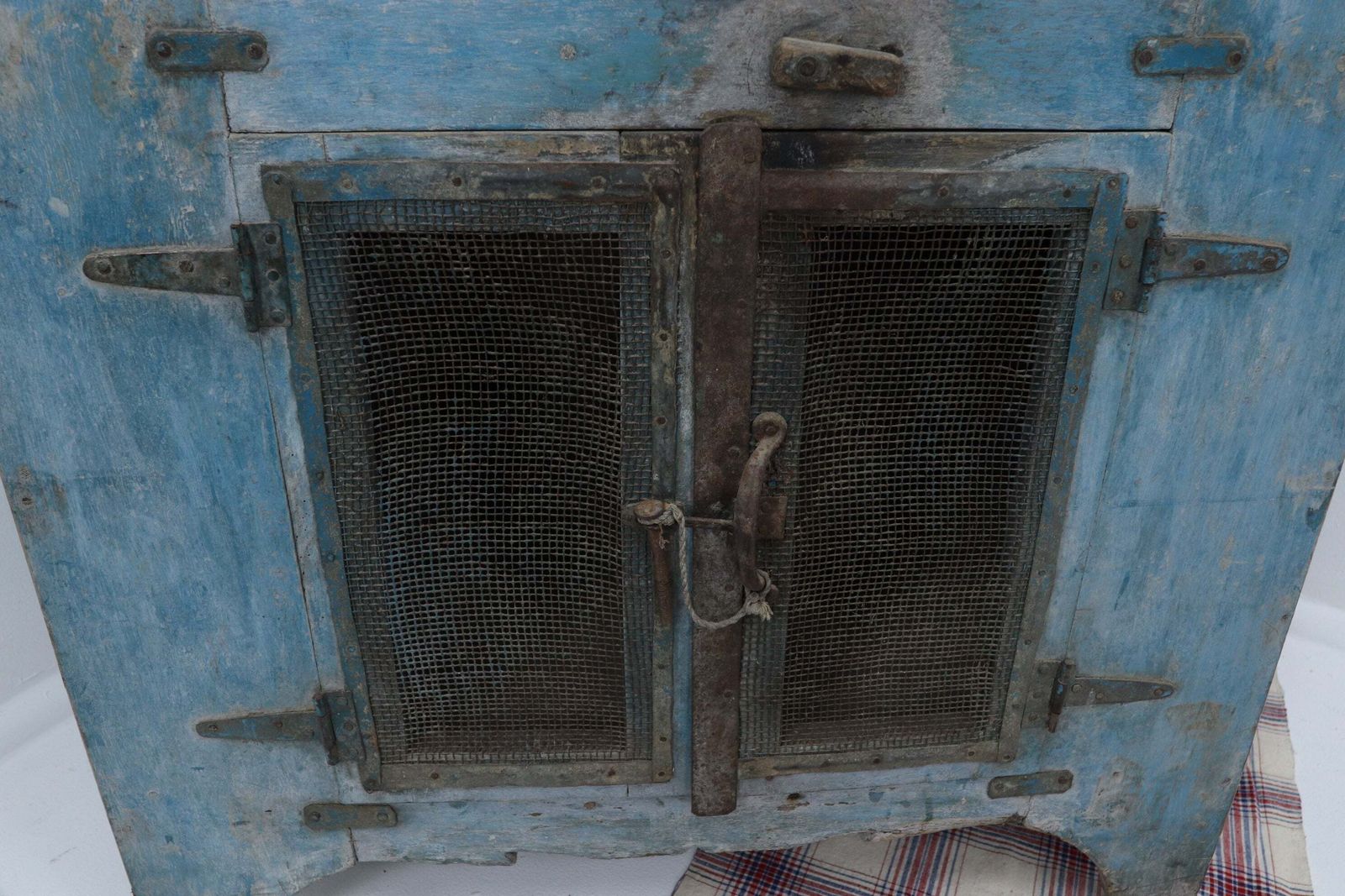 Early 19th Century Original Hand Painted Blue Indian Cabinet photo Furniture