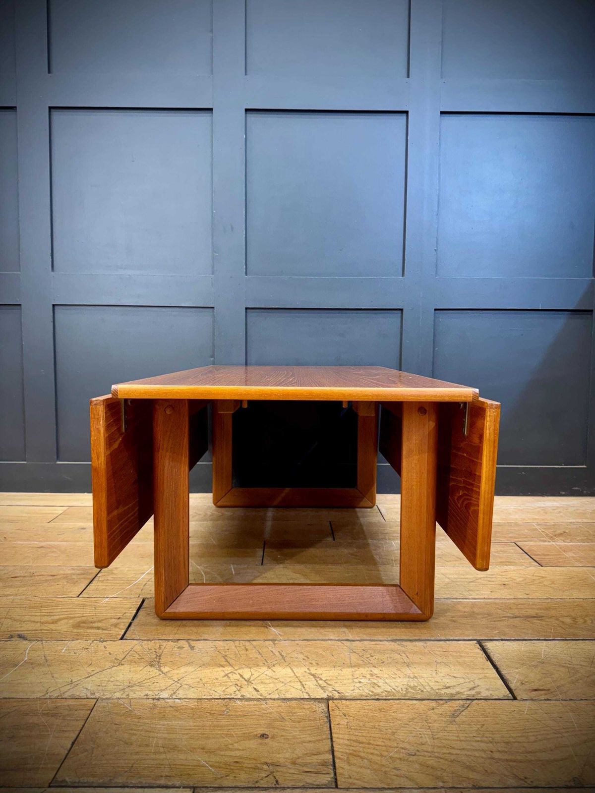 Mid Century Teak Coffee Table / Extending Drop Leaf Coffee Table / D Scan / Retro Furniture photo Furniture