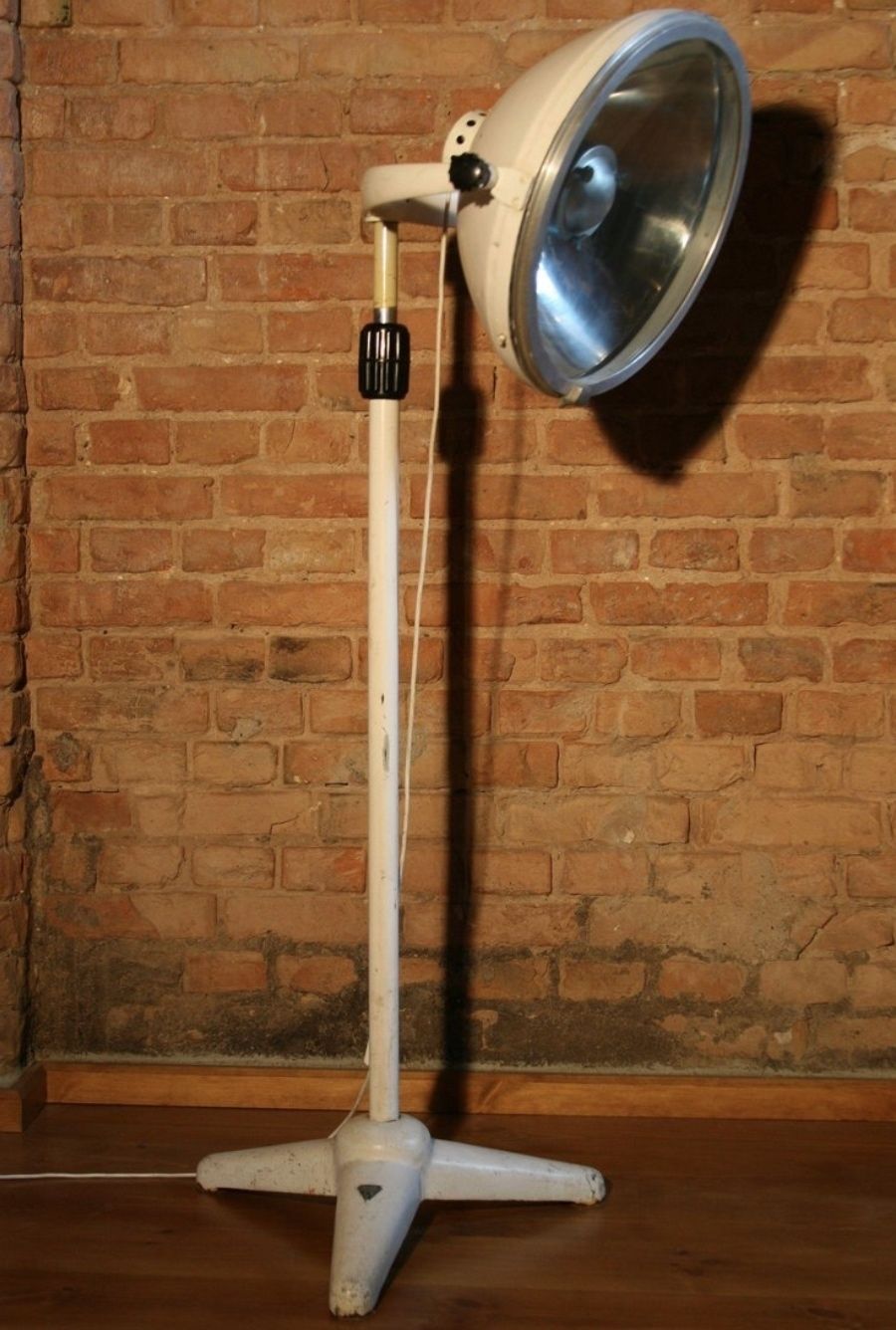 photo for sale Vintage Medical Operating Lamp Famed 1
