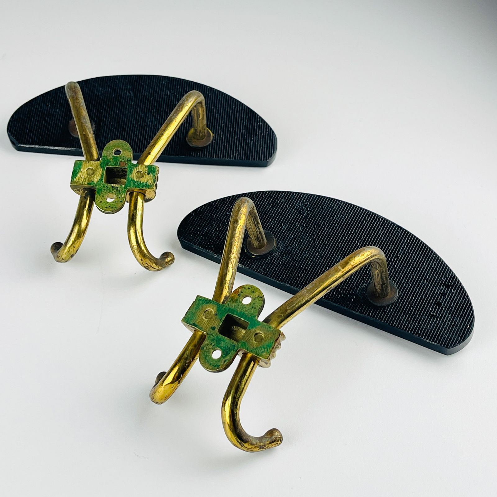 photo vintage Vintage Brass Coats Hook, Italy, 1950s, Set Of 2