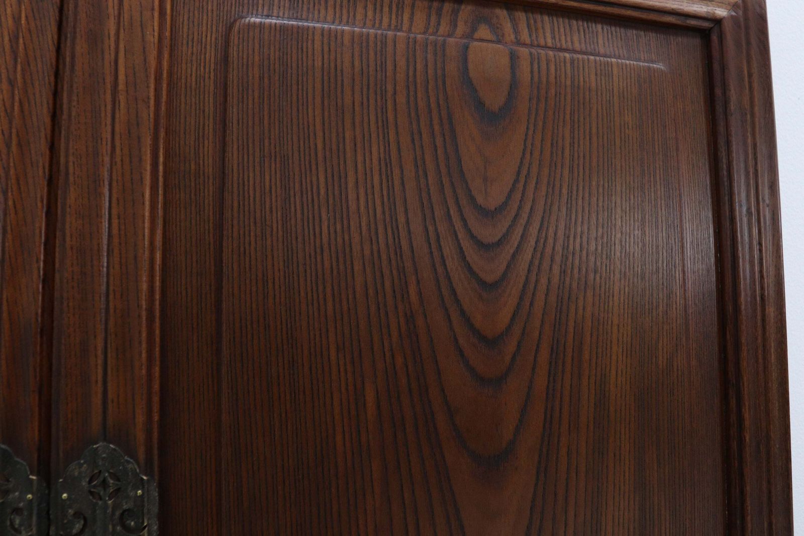 Early 20th Century Chinese Red Elm Set Of Cabinet Doors photo 145.0