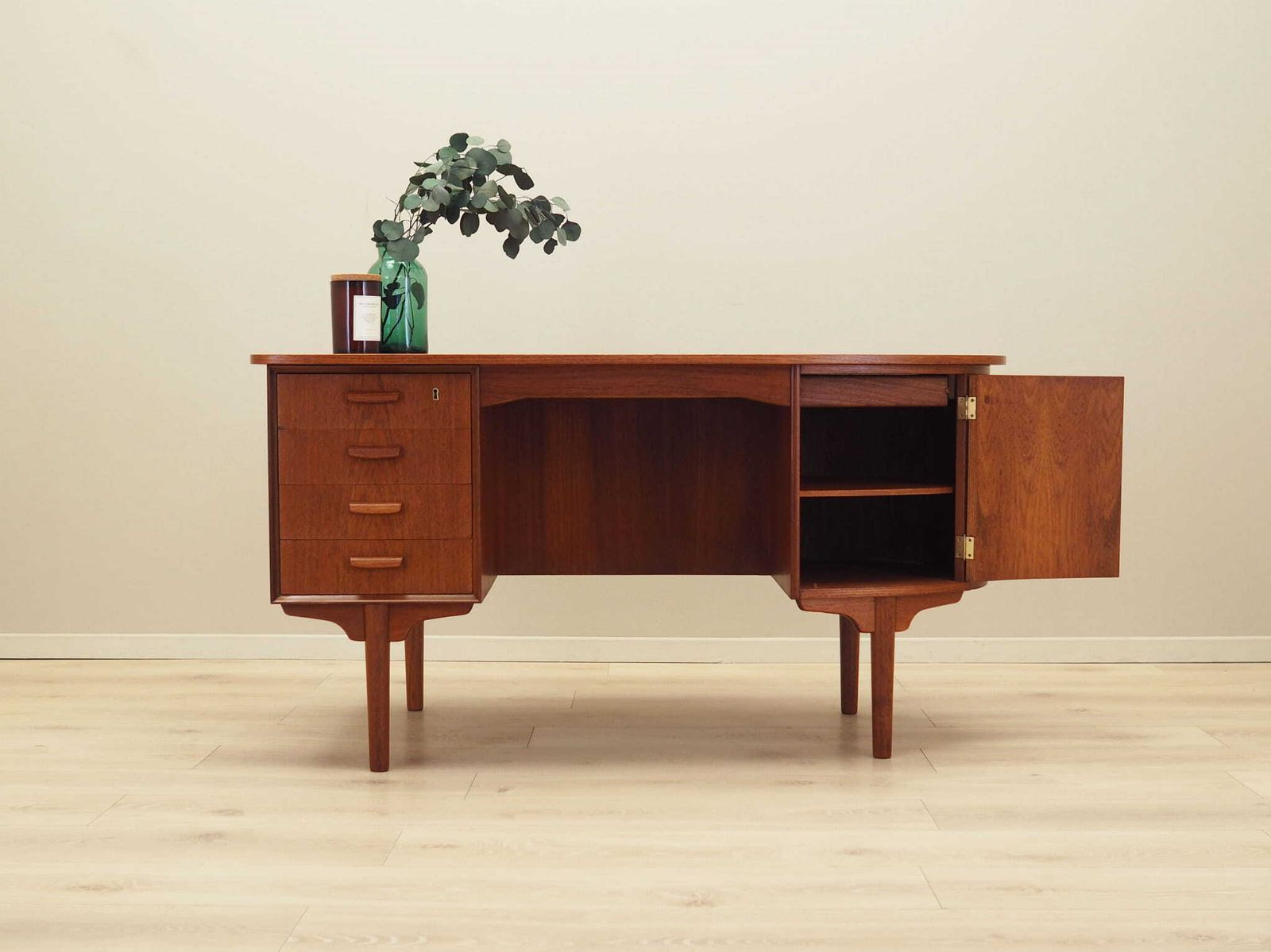 Teak Desk, Danish Design, 1970s, Designer: H.P. Hansen, Manufacturer: Randers Møbelfabrik photo for sale