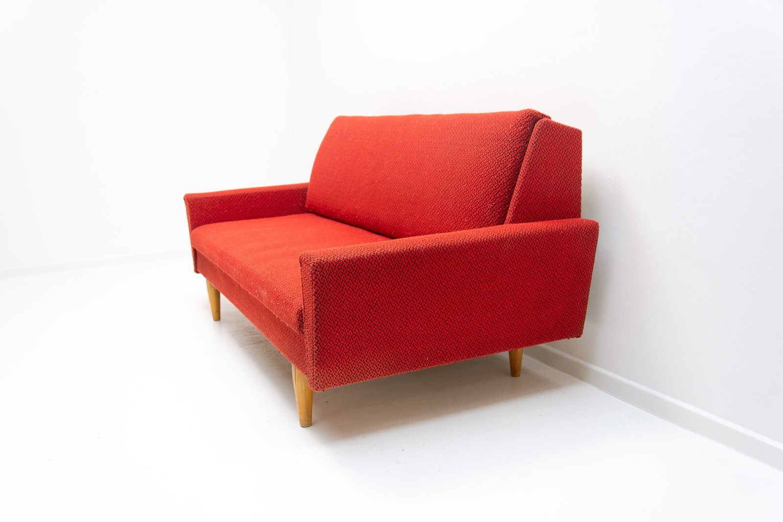 Mid Century Opvouwbare Slaapbank, Ca. Jaren 1960, Tsjecho Slowakije photo for sale