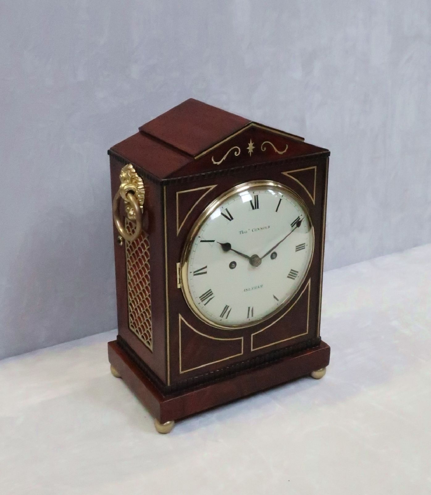 photo furniture Regency Mahogany And Brass Inlaid Bracket Clock By Thomas Connold