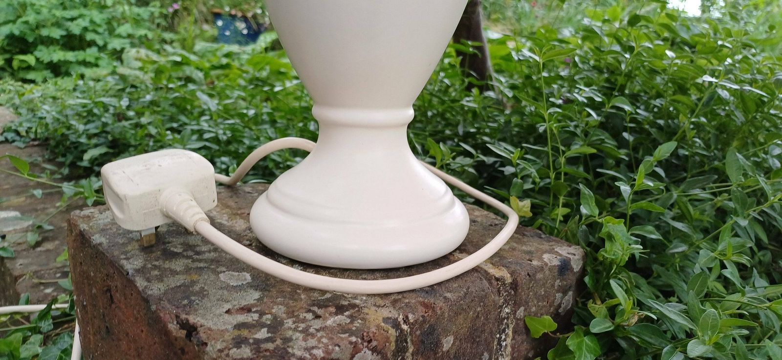Vintage Light Cream Marks And Spencer Large Ceramic Table Lamp Working. photo for sale