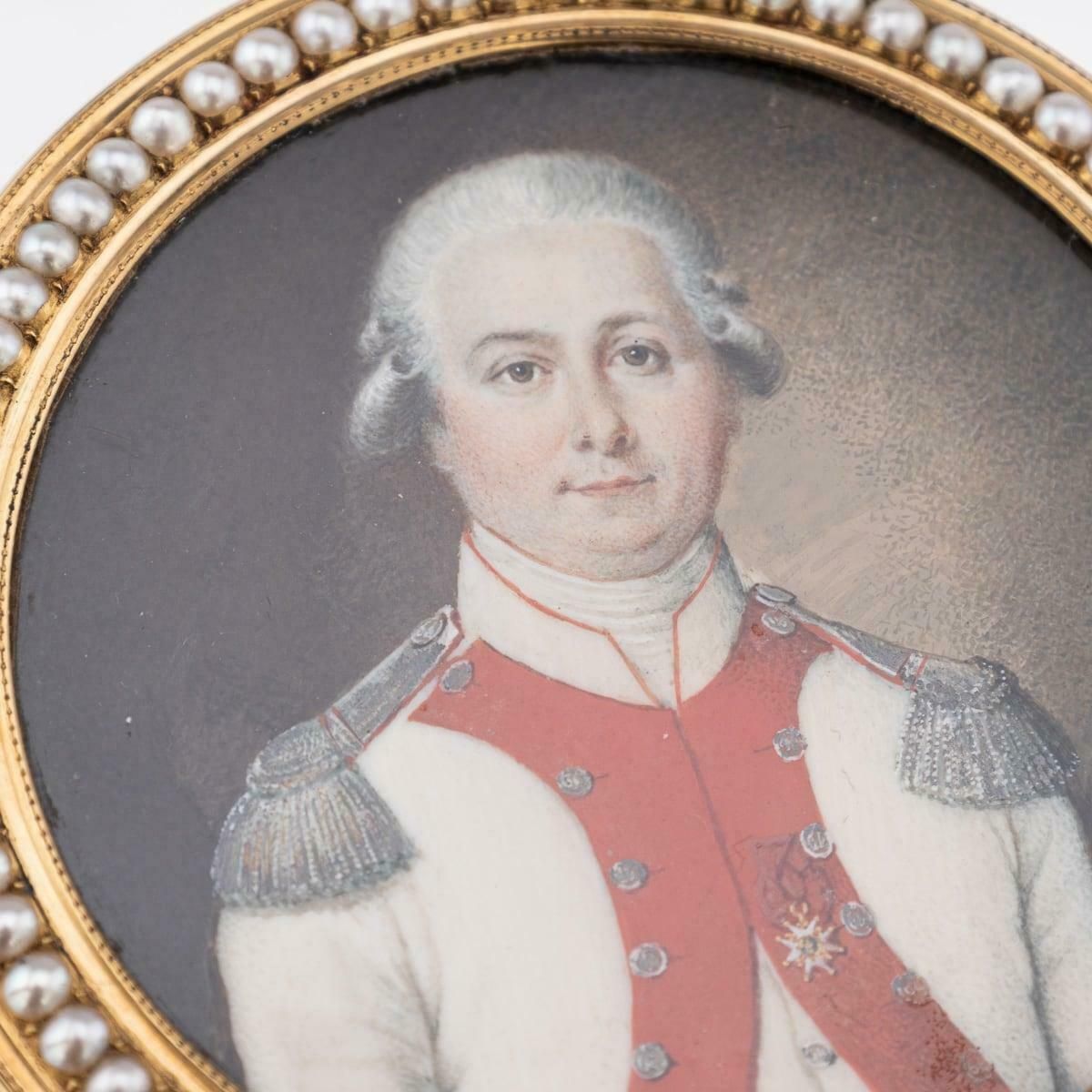 photo vintage 18th Century French 18k Gold & Enamel Snuff Box, Joseph Etienne Blerzy C.1780