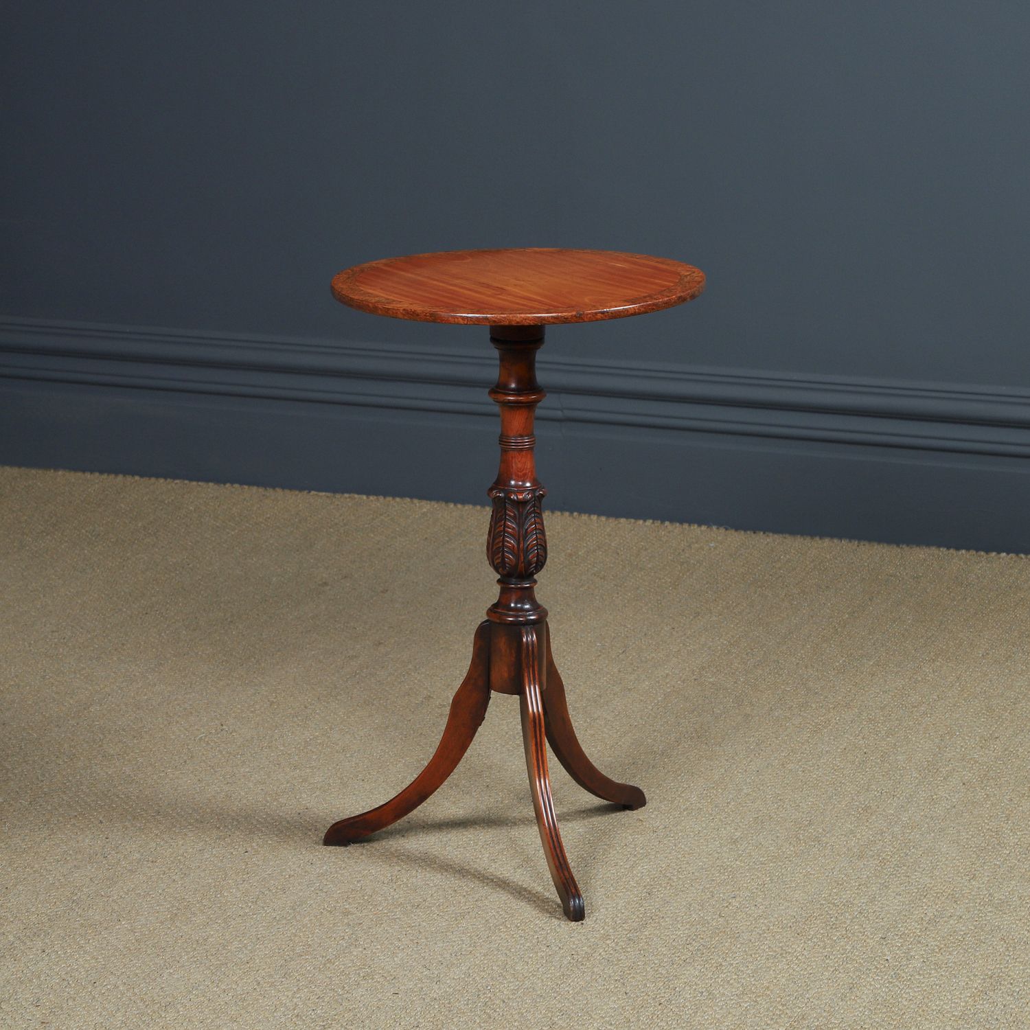 English Regency Satinwood Burr Oak & Yew Wood Wine Round Circular Wine / Centre / Occasional / Lamp Pedestal Table (Circa 1820) photo vinterior