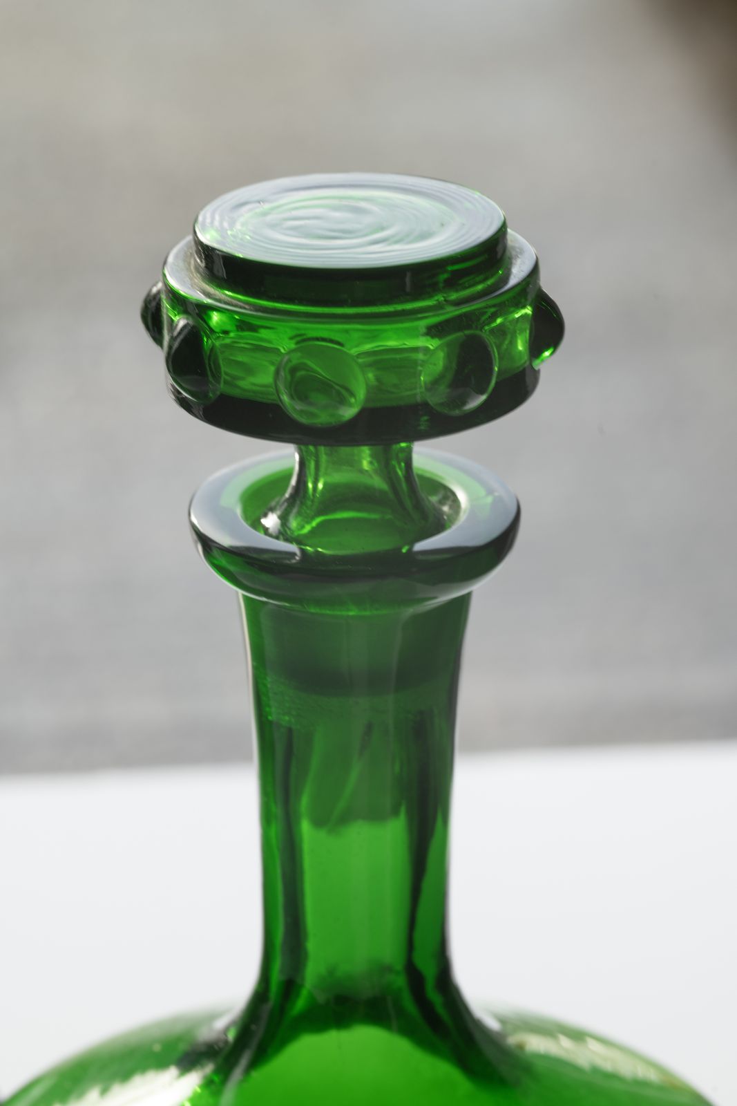 A Pair Of Emerald Glass Italian Mid Century Decanters photo for sale