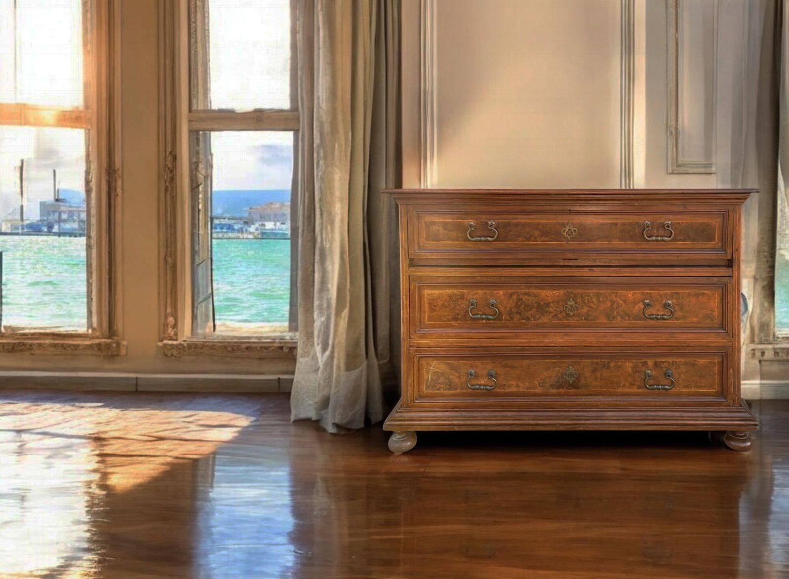 Italian 17th Century Commode With Secretaire photo vinterior