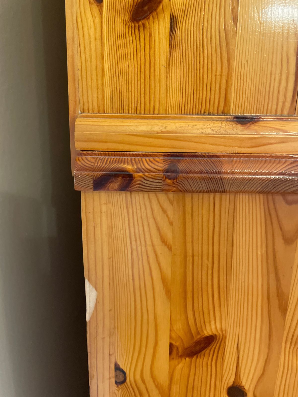 Custom Large Pine Welsh Dresser Wooden Sideboard photo for sale