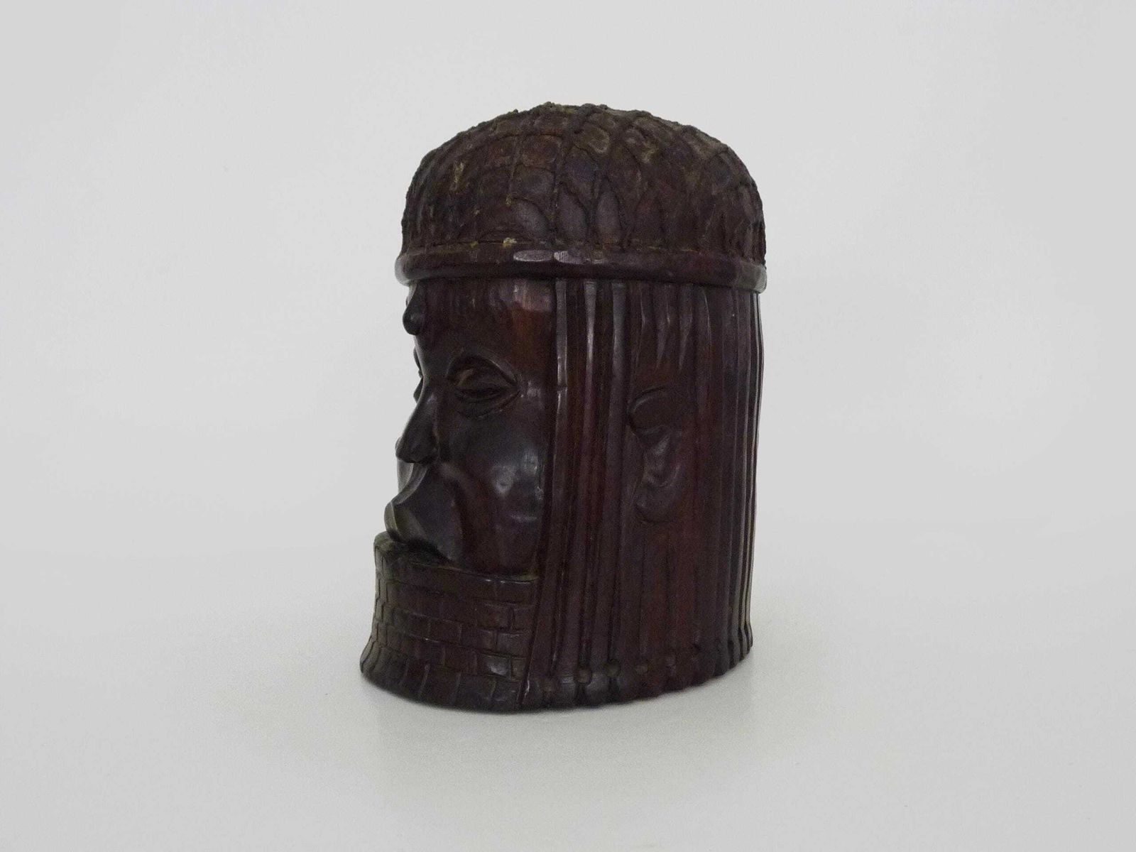 Tembé Art Noir Statue   Brown From Guyana In Wood Face Sculpture Guyana 1950s photo for sale