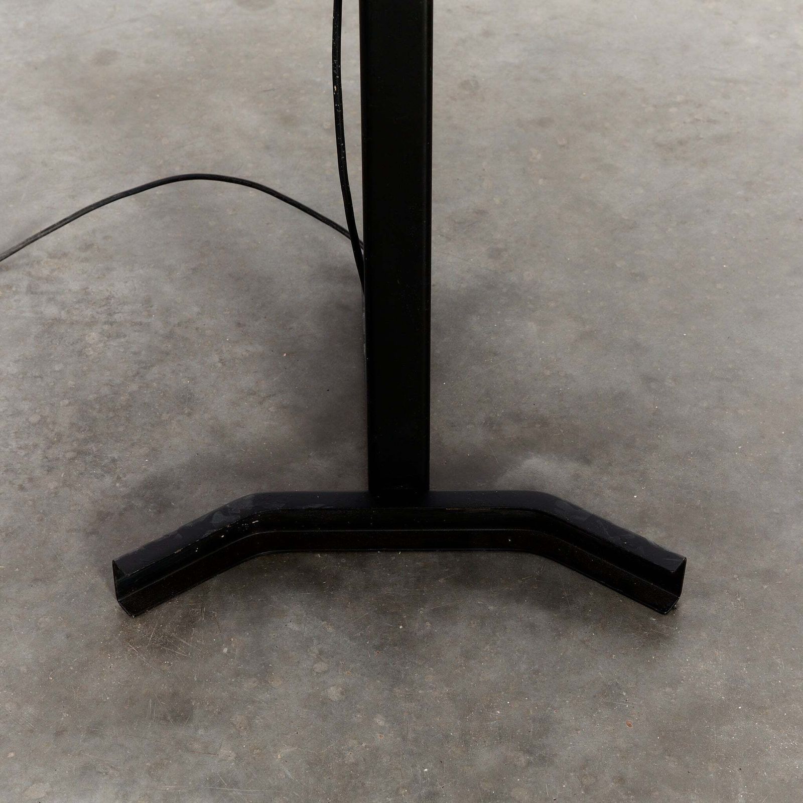 Sirio T Floor Lamp By Kazuhide Takahama For Sirrah photo vinterior