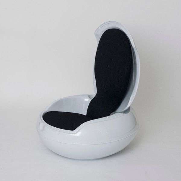 Peter Ghyczy Garden Egg Chair