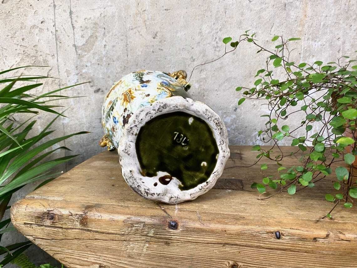 Antique Victorian Majolica Vase photo vinterior