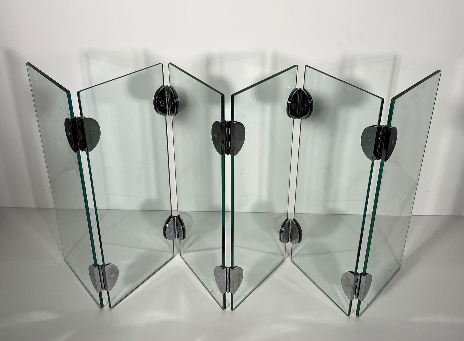 Exceptional Firewall With 6 Glass Panels And Chrome Hinges In The Taste Of Robert Mallet Stevens photo Home Fixtures