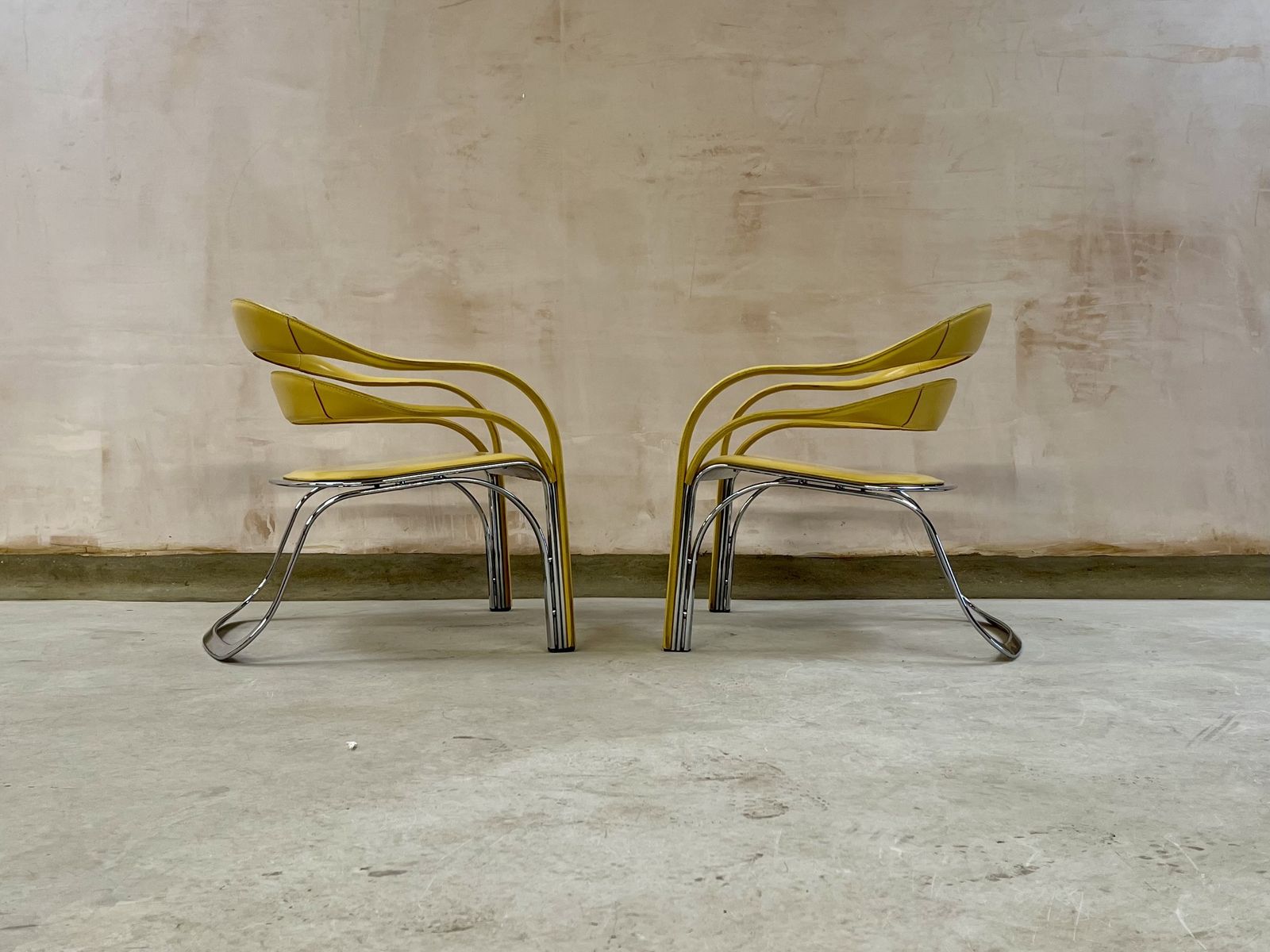 Fetteccini W Chair Pair Vladimir Kagan Armchair Cocktail Accent Statement Chair Yellow photo buy