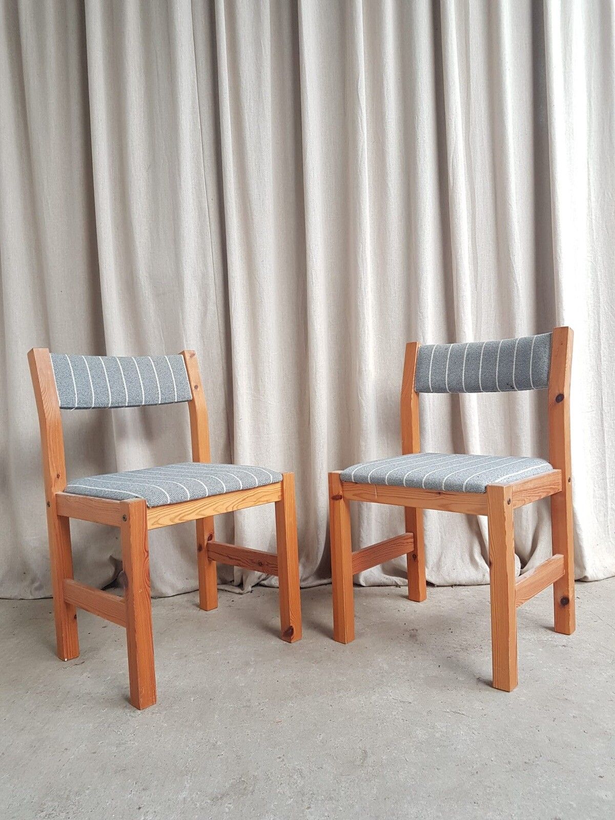 Vtg Late Mid Century Danish Pair Set Of 2 Solid Pine Scandi Dining Chairs R711 photo for sale