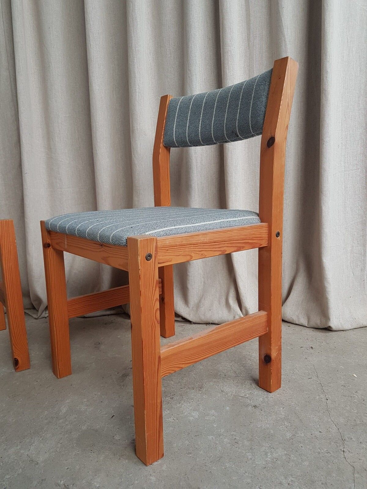 Vtg Late Mid Century Danish Pair Set Of 2 Solid Pine Scandi Dining Chairs R711 photo vinterior