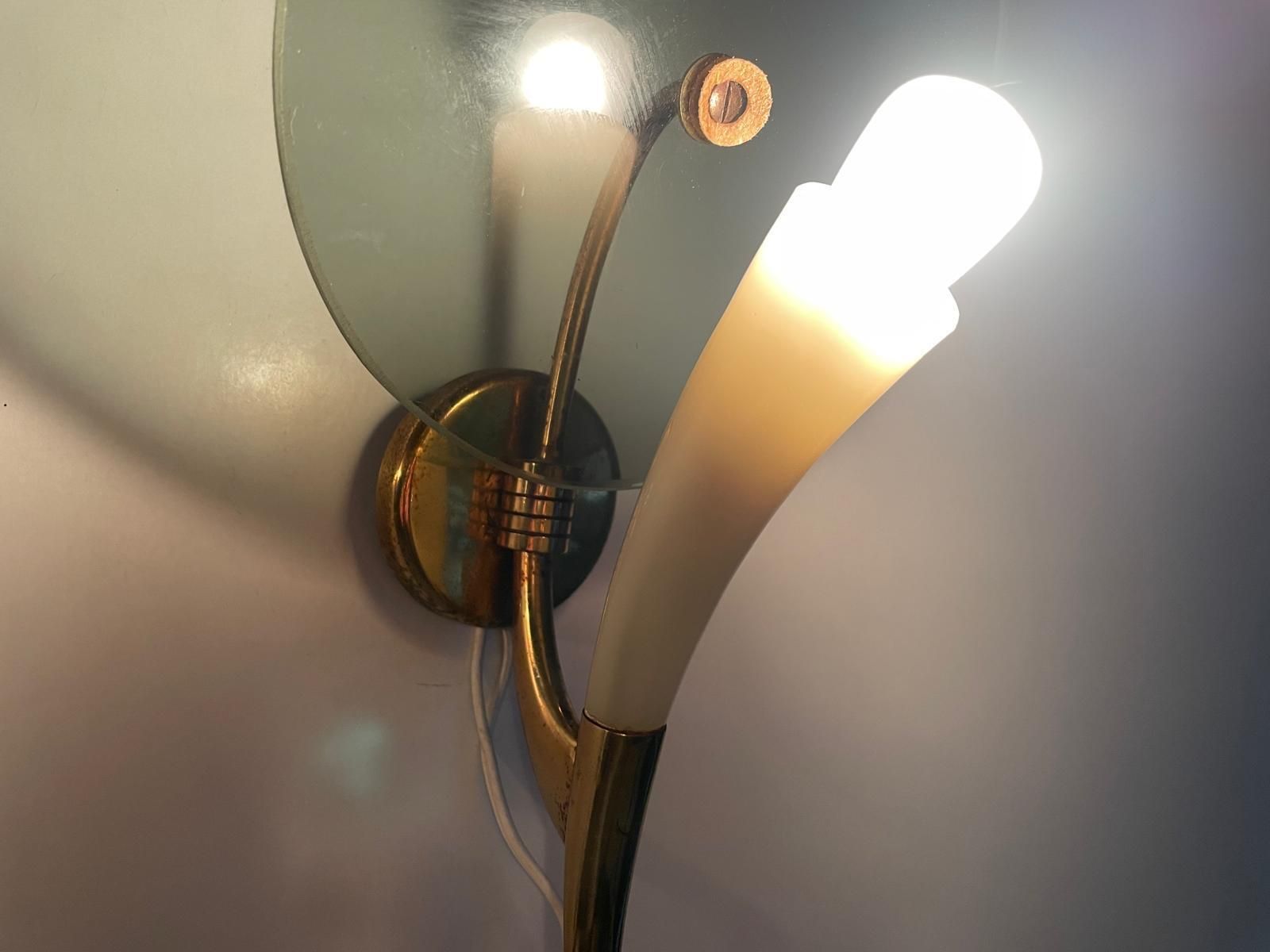 photo furniture Exclusive Horn Shaped Glass And Brass Pair Of Sconces, 1940s, Italy