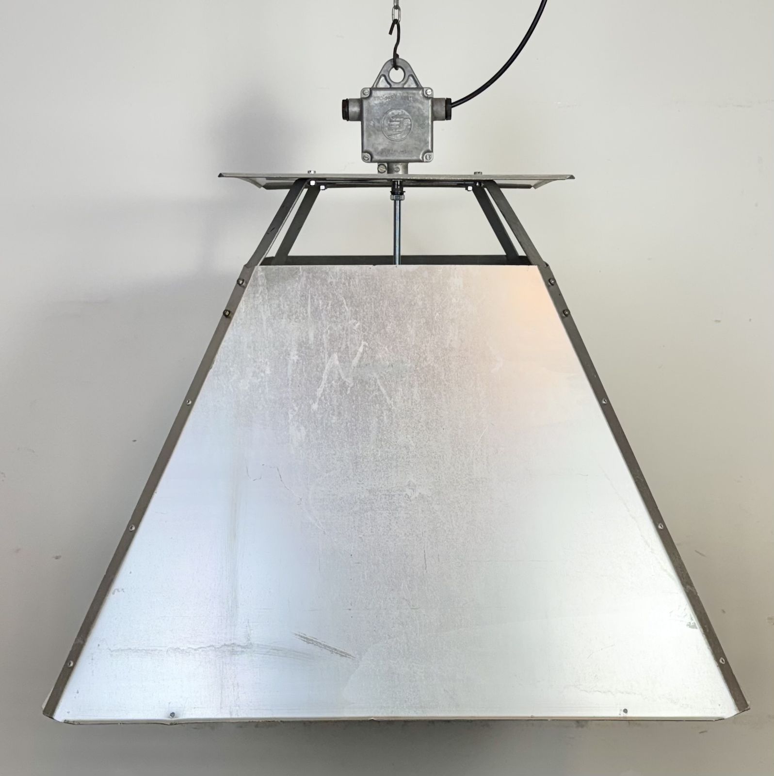 Lighting Large Silver Industrial Factory Pendant Lamp From Elektrosvit, 1970s, 89x photo