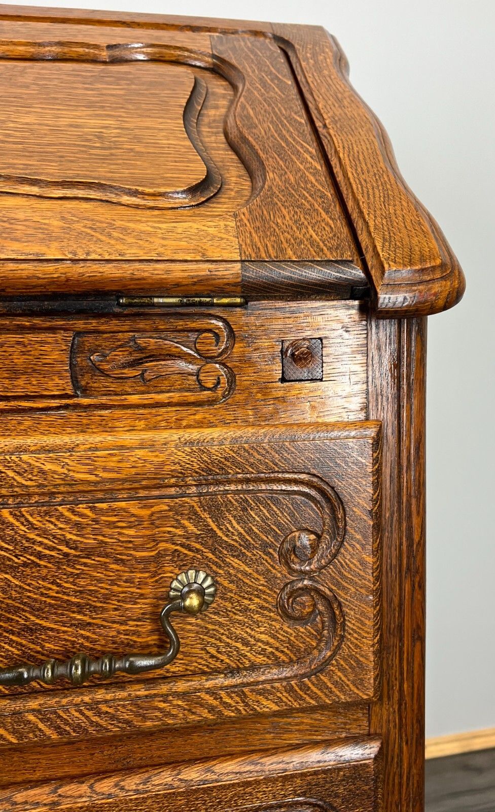 photo furniture Secretaire Writing Desk Rare Antique French Carved Bureaux Elegant (Lot 3523)