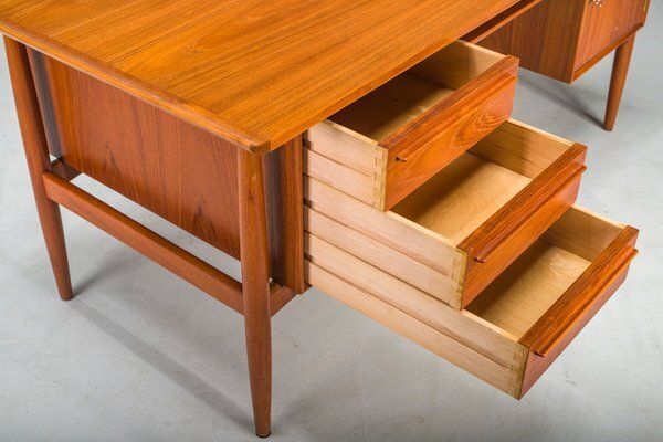 Danish Teak Executive Desk By Arne Vodder For H.P. Hansen, 1960s photo vintage